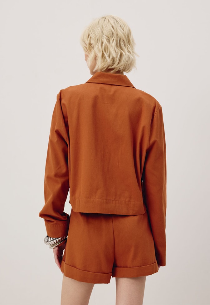 Jaqueta Cropped Bolso Frontal Chapado