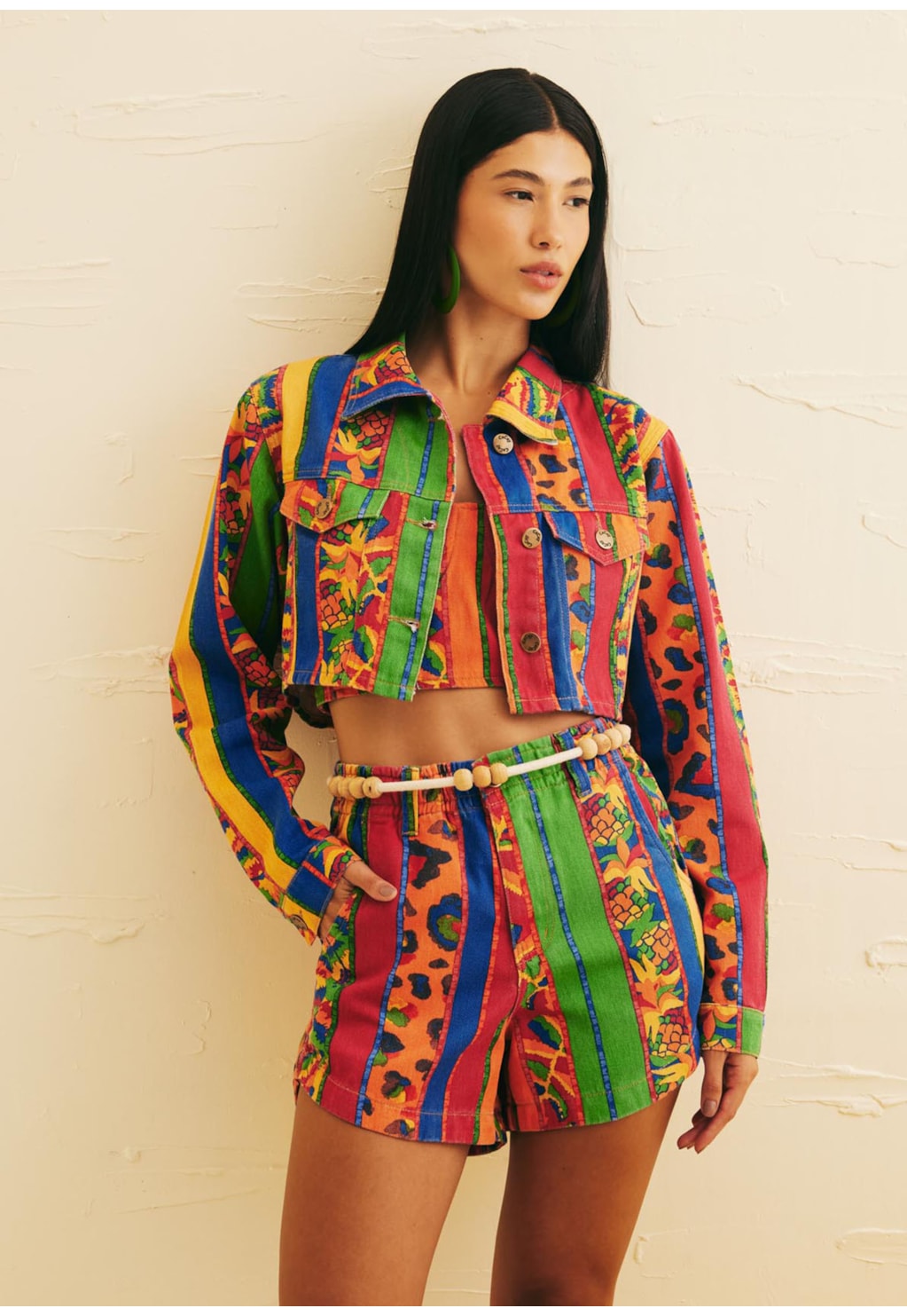 Jaqueta Cropped Bolsos Estampada Caminito