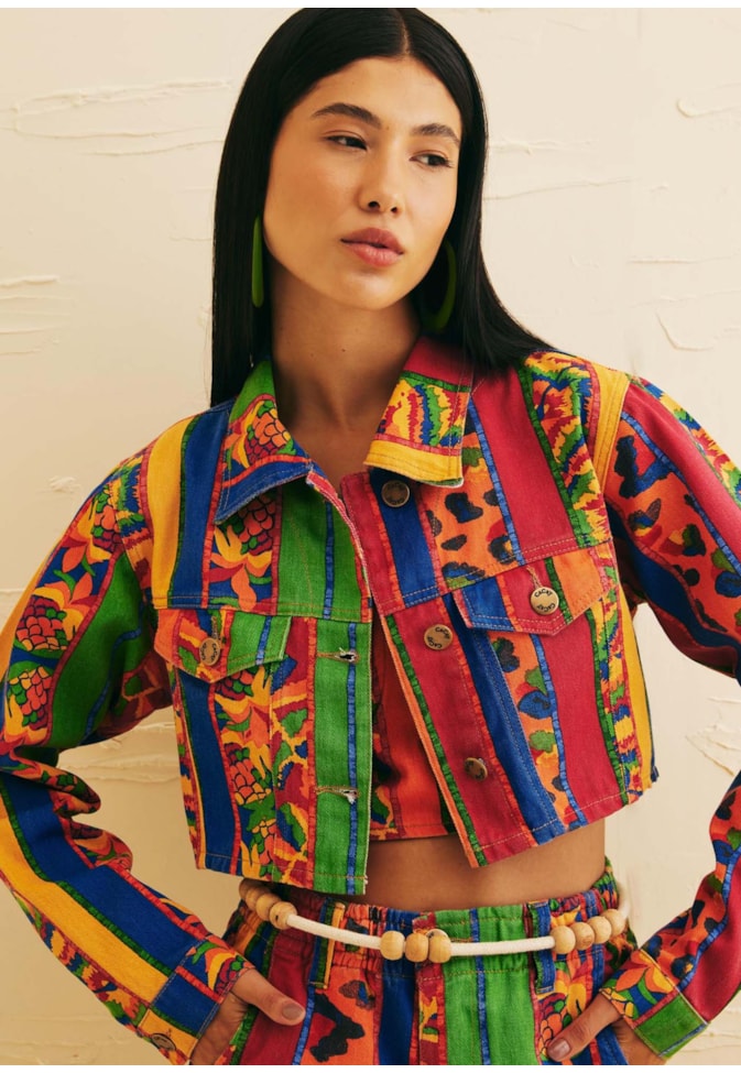Jaqueta Cropped Bolsos Estampada Caminito