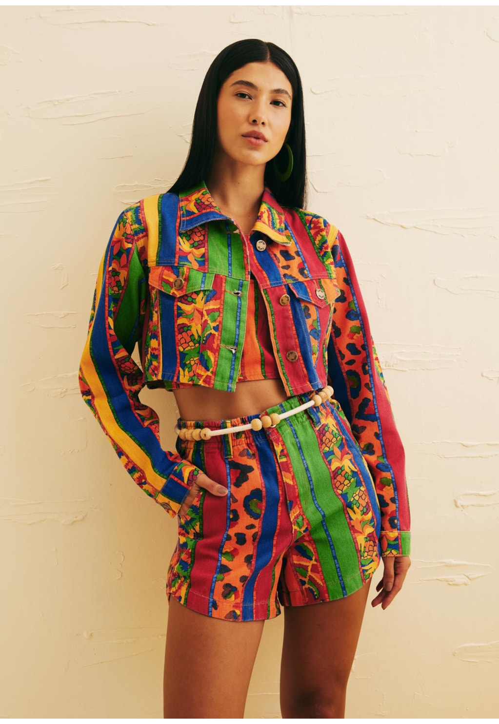 Jaqueta Cropped Bolsos Estampada Caminito