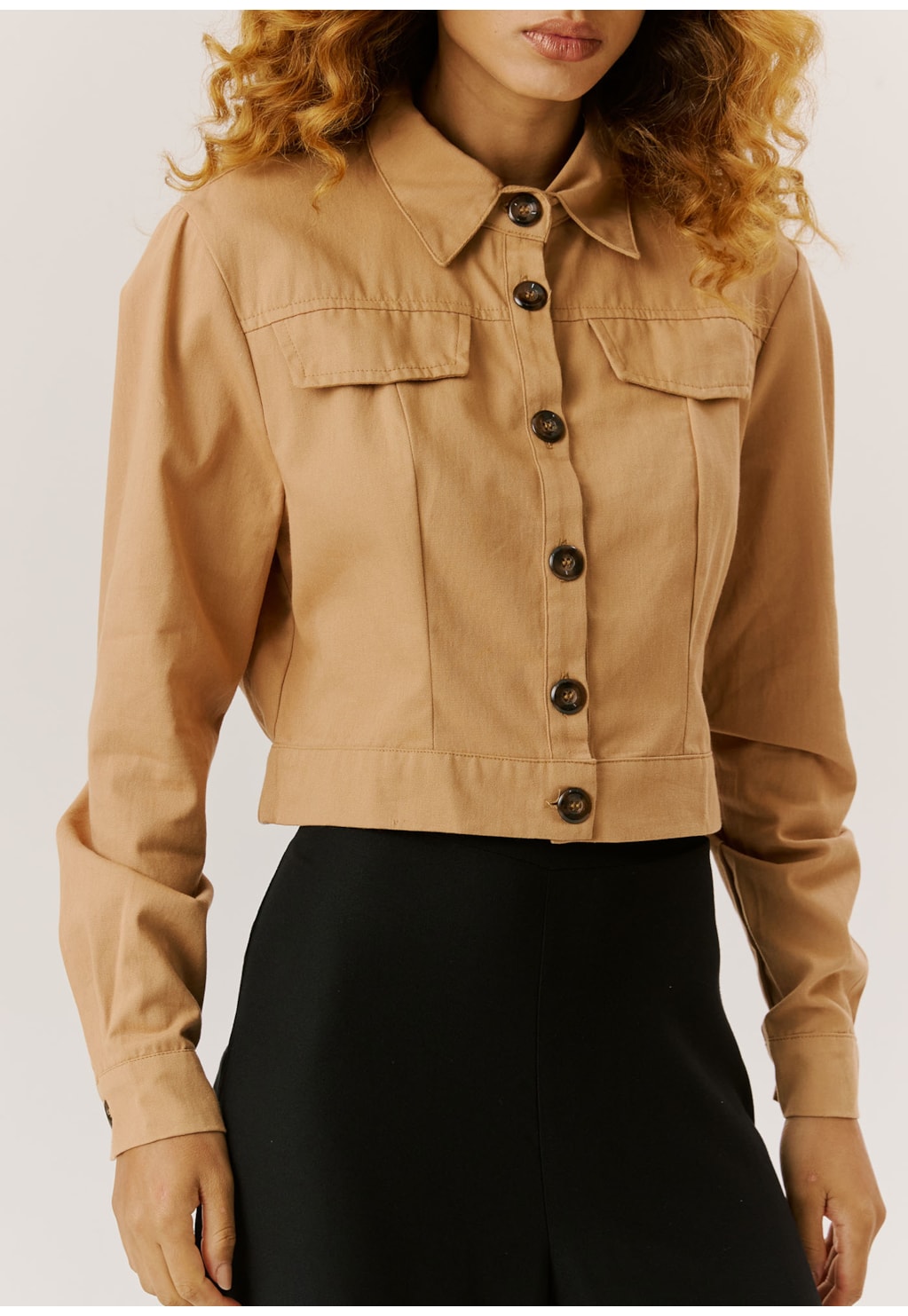 Jaqueta Cropped Botões