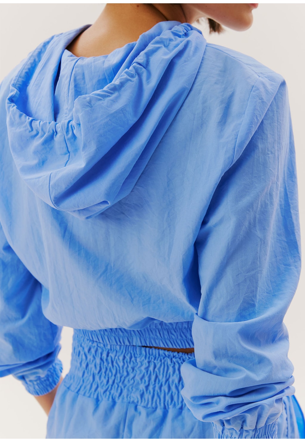 Jaqueta Cropped Capuz 