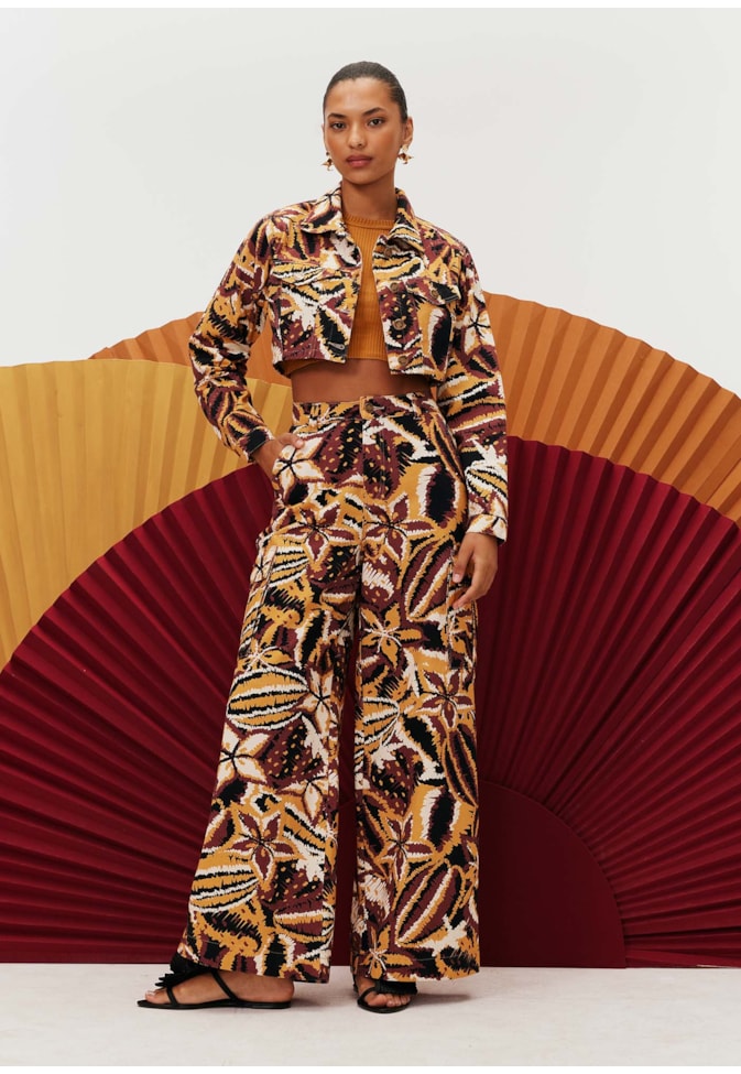 Jaqueta Cropped Sarja Lambada