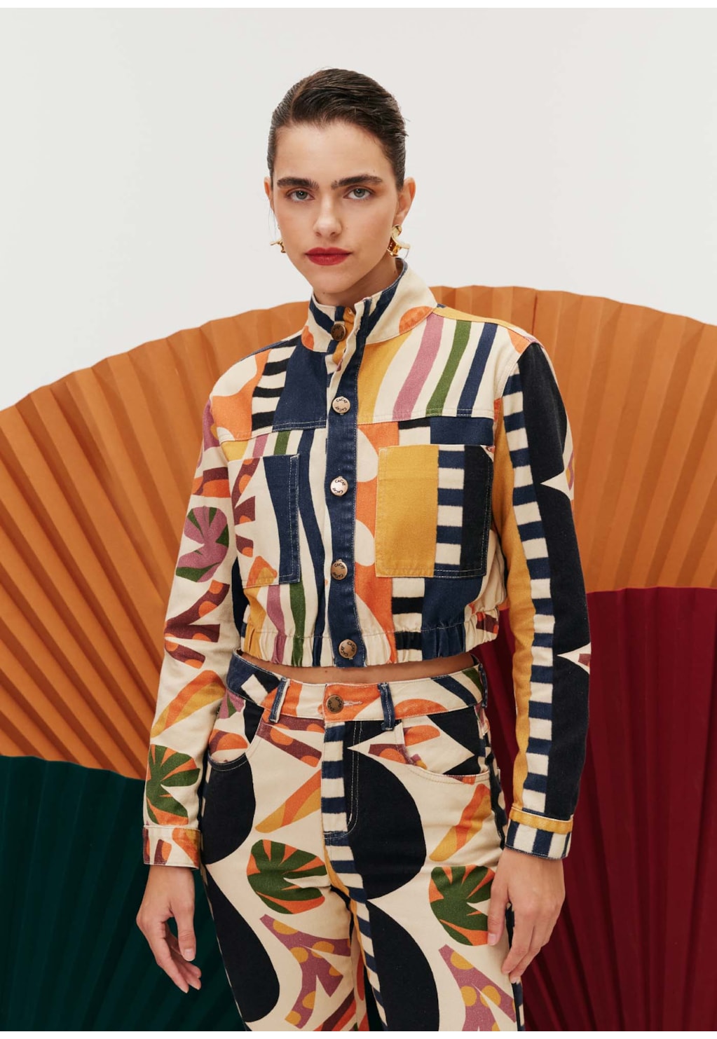 Jaqueta Curta Sarja Estampada Samba