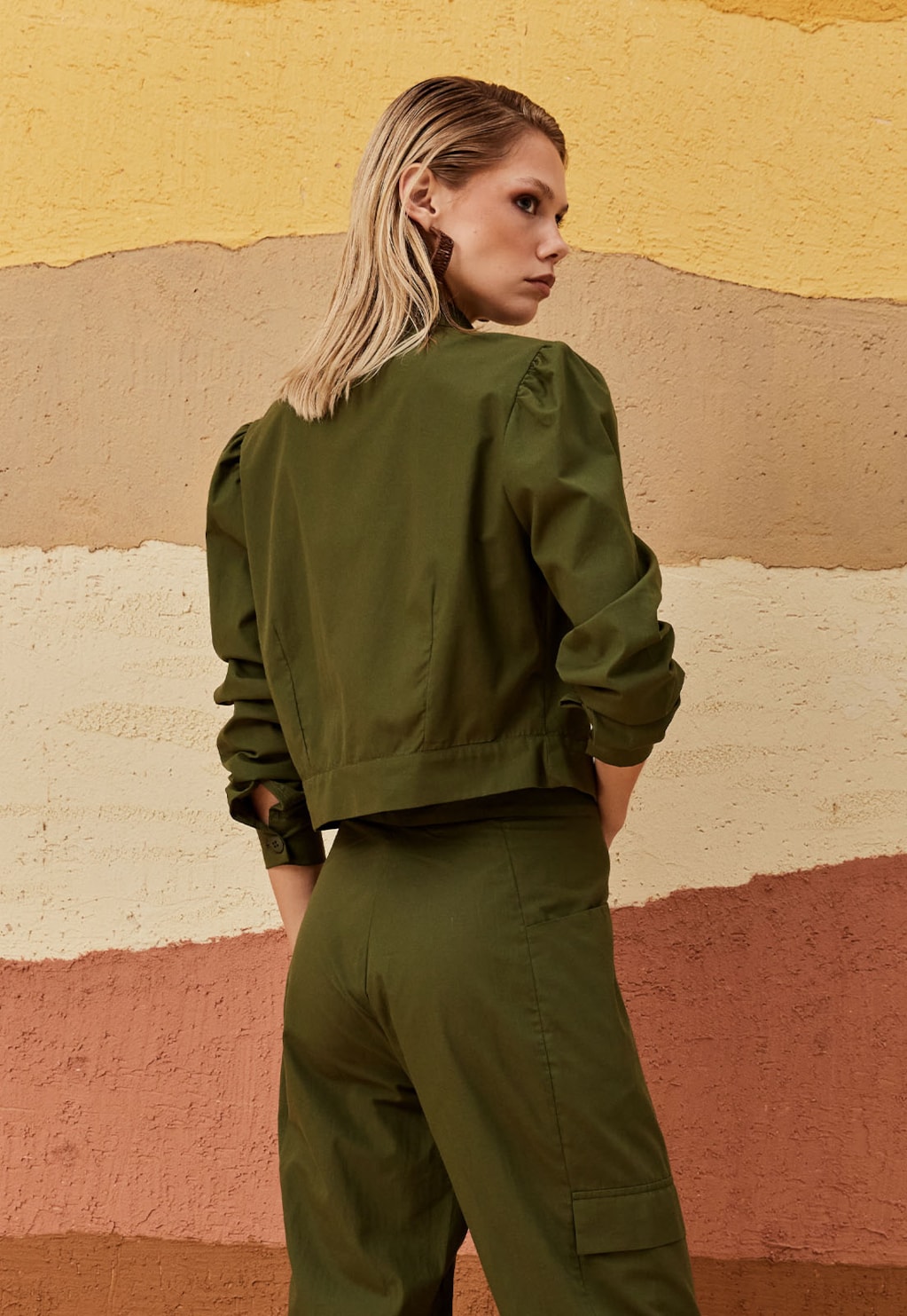 Jaqueta Fechamento Abotoado