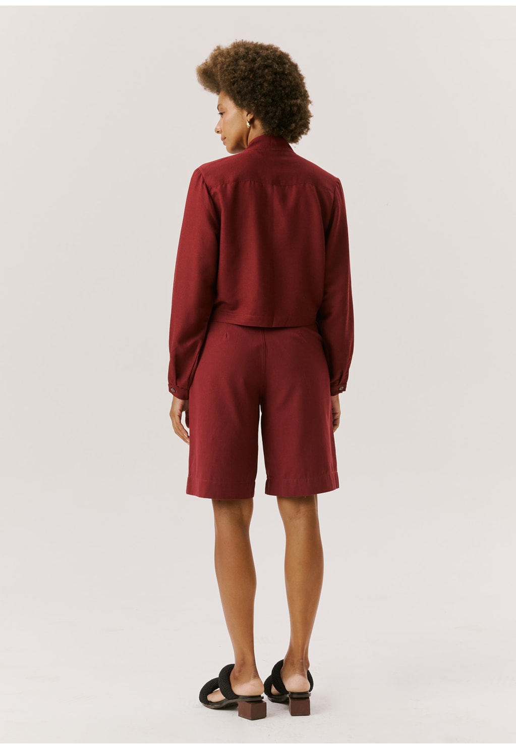 Jaqueta Maxi Bolso Liso