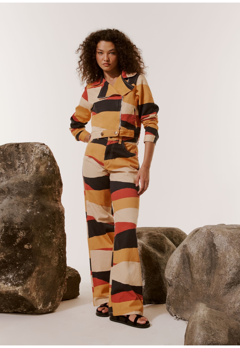 Jaqueta Sarja Estampada Relevo