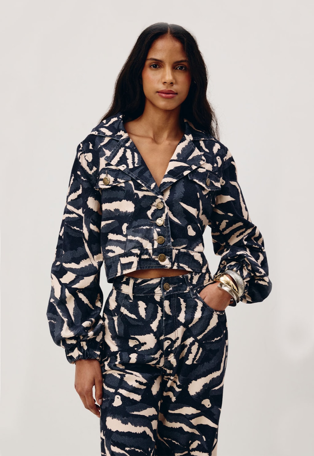 Jaqueta Sarja Manga Bufante Estampada Pararú