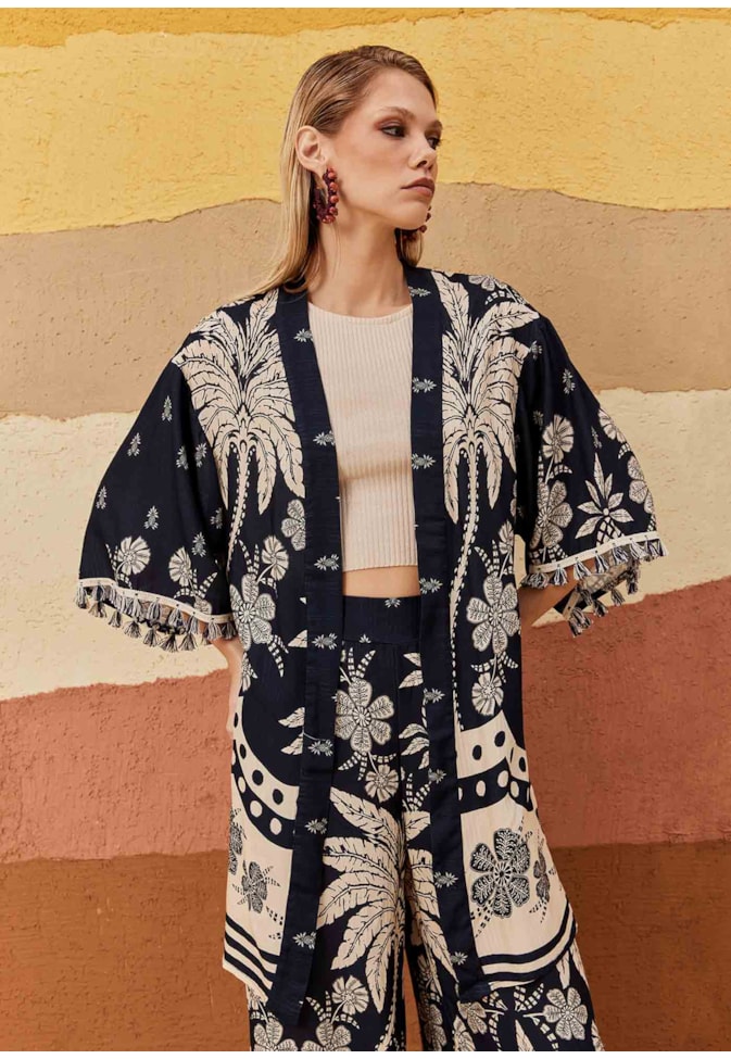Kimono Detalhe Franja Estampado Arbol de Coco