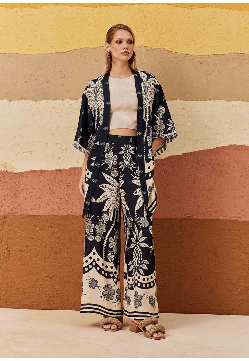 Kimono Detalhe Franja Estampado Arbol de Coco