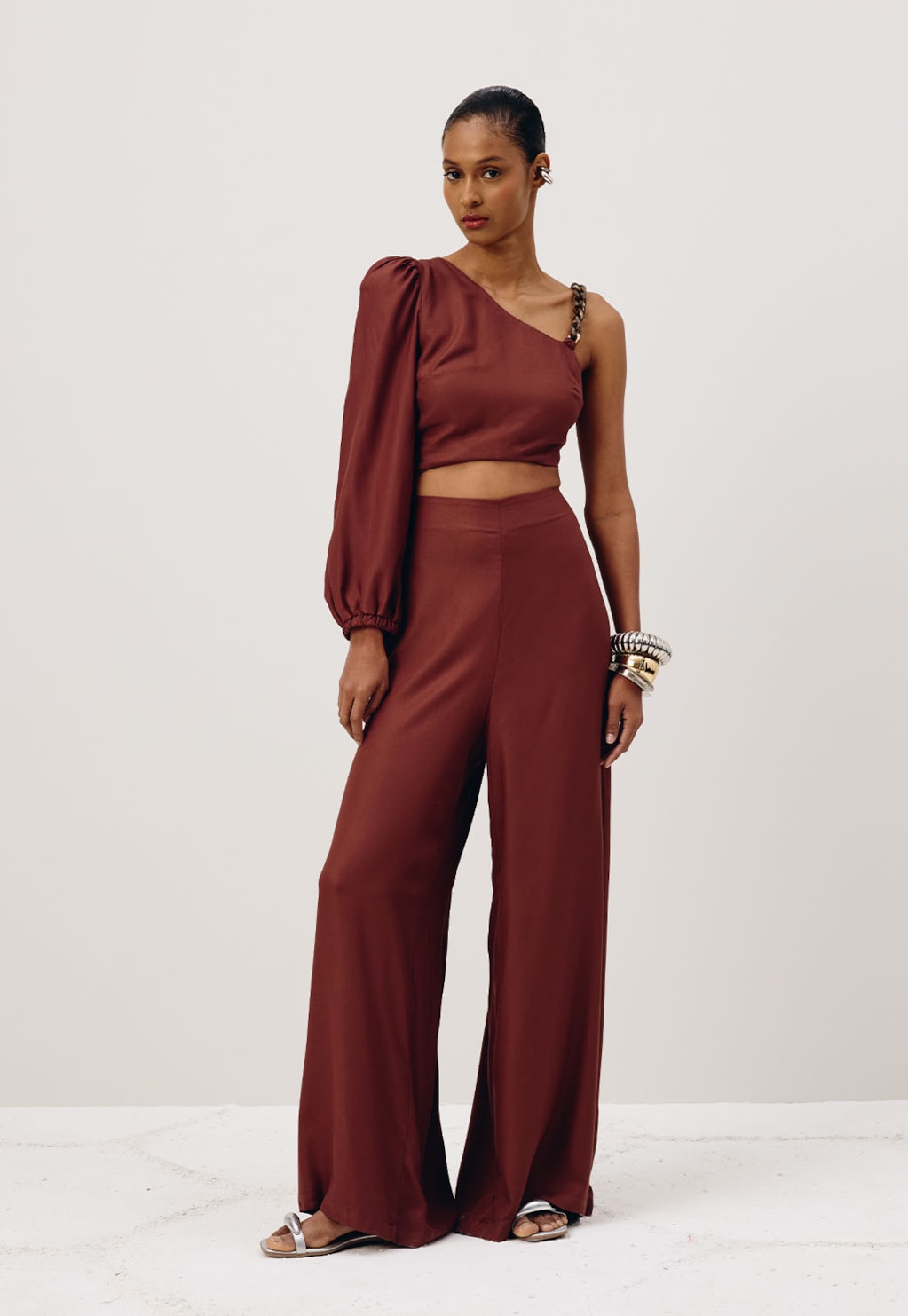 Macacão Abertura Cintura Detalhe Corrente