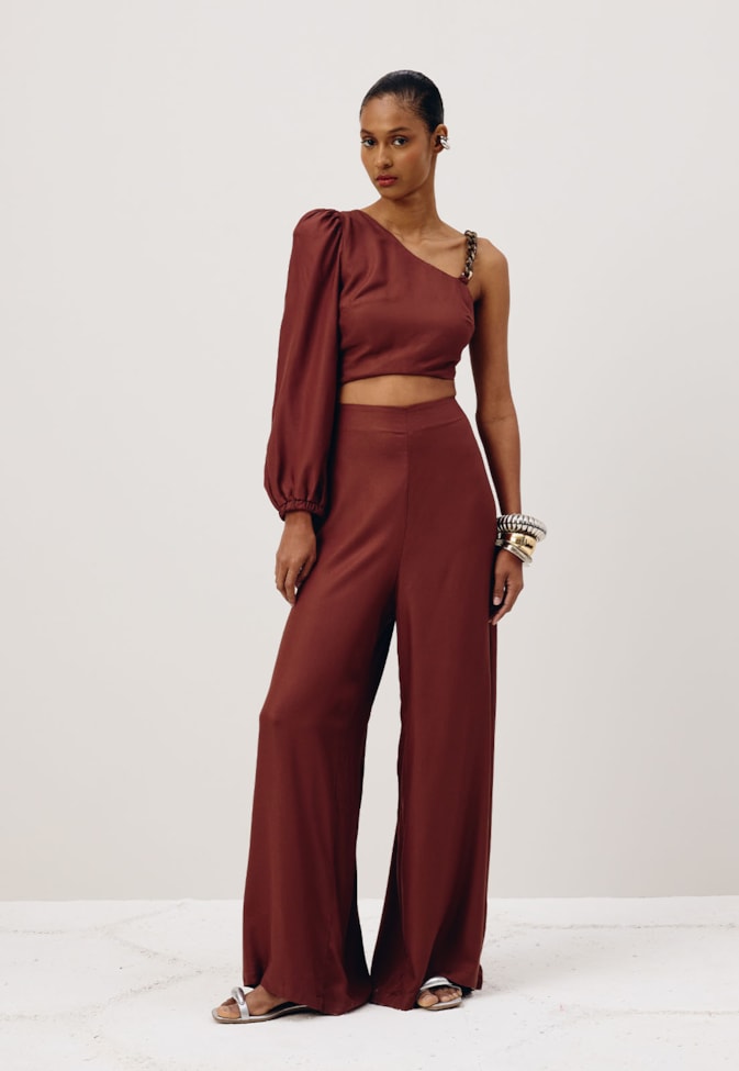 Macacão Abertura Cintura Detalhe Corrente