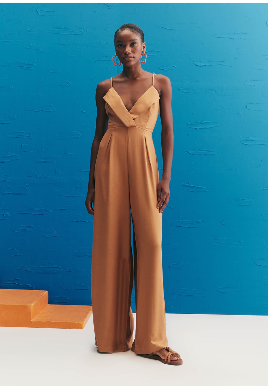 Macacão Alfaiataria Decote Blazer