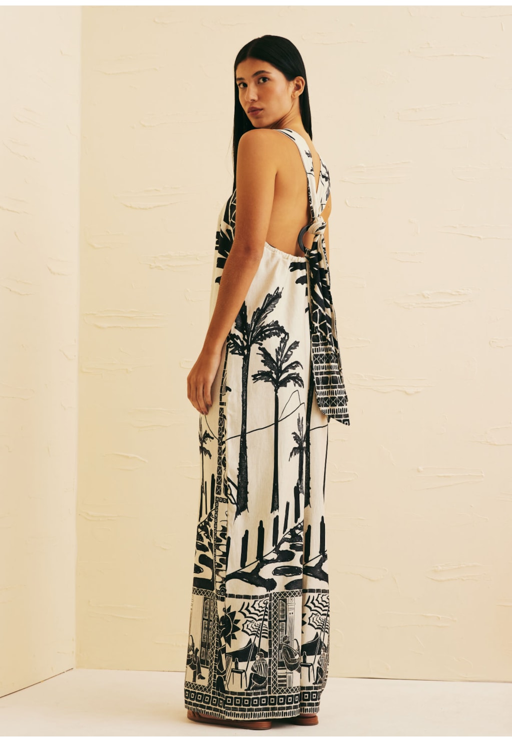 Macacão Amplo Argola Costas Estampado Rio