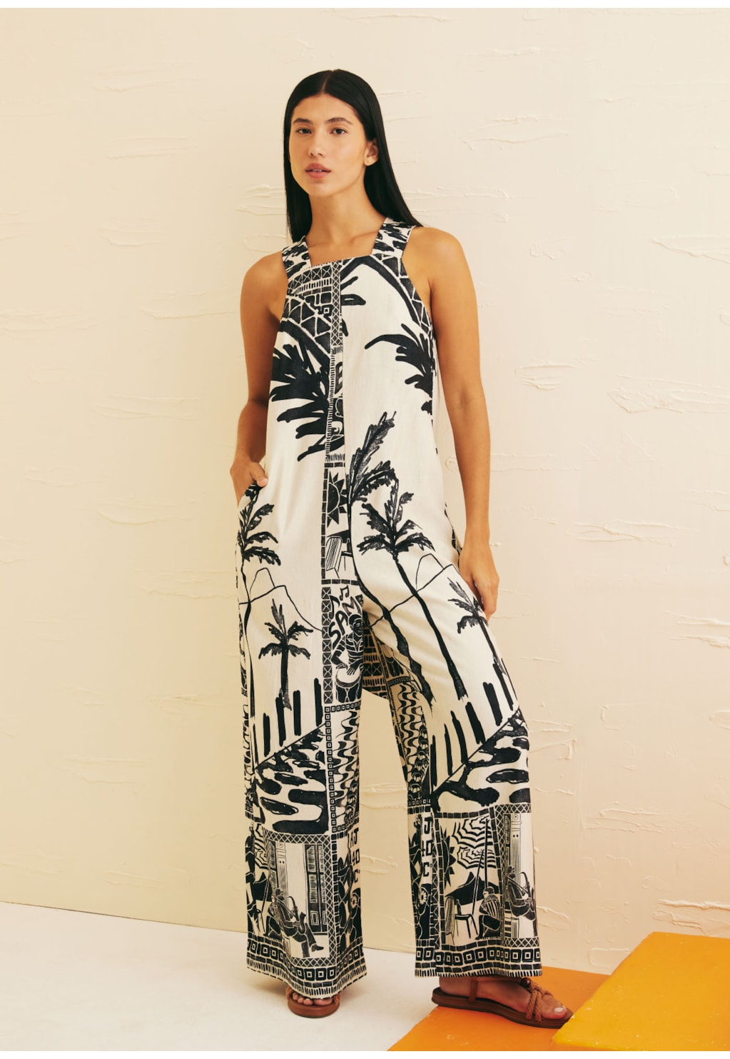 Macacão Amplo Argola Costas Estampado Rio