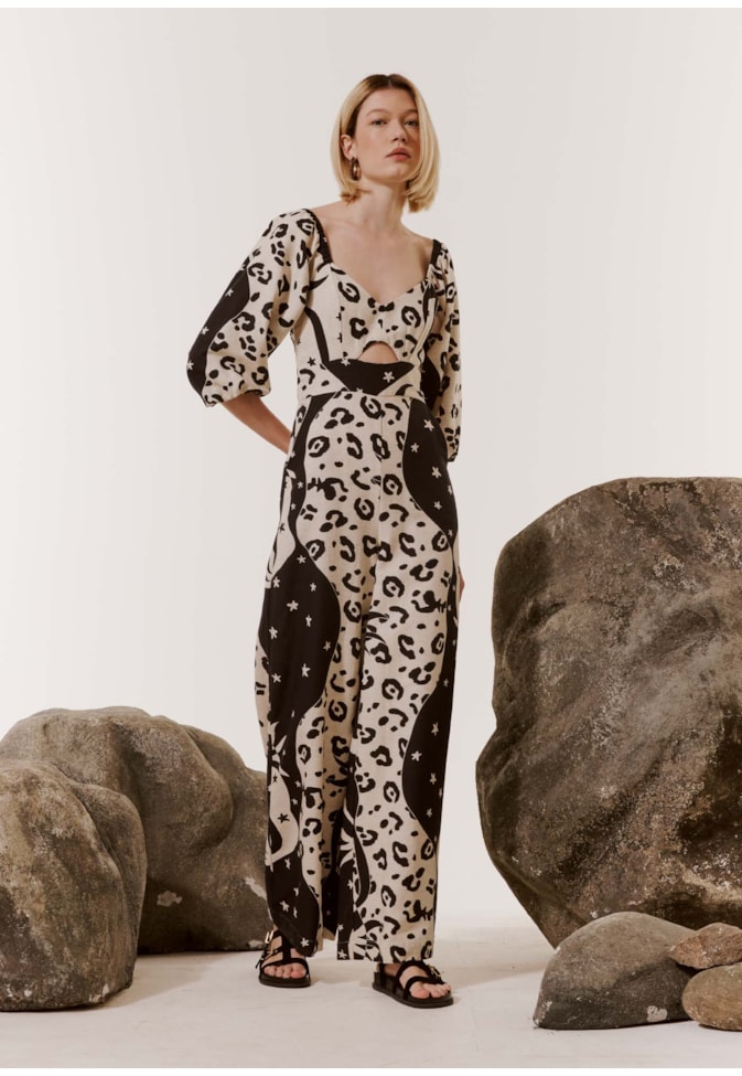 Macacão Amplo com Manga Estampado Savana