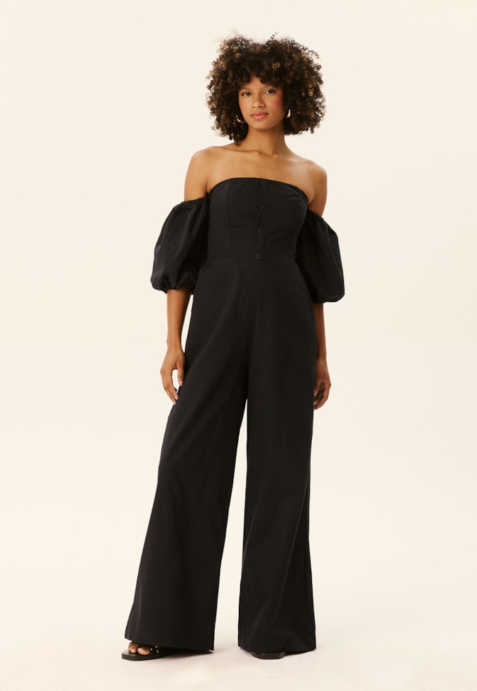 Macacão Amplo Manga Bufante