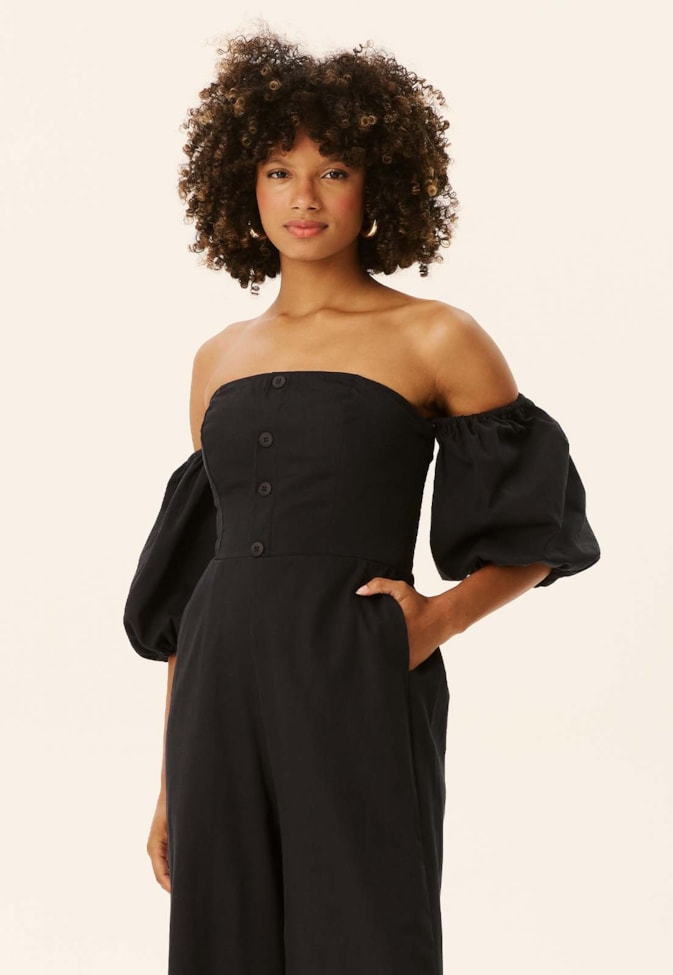 Macacão Amplo Manga Bufante