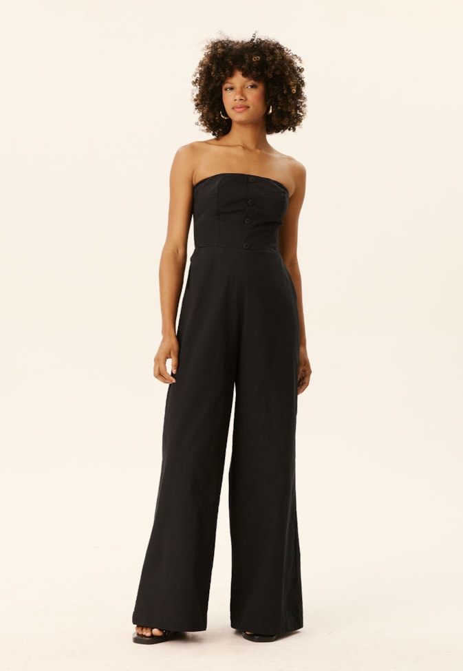 Macacão Amplo Manga Bufante