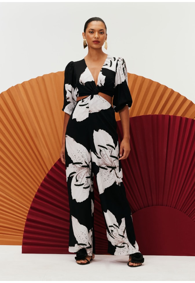 Macacão Amplo Torção Estampado Tango