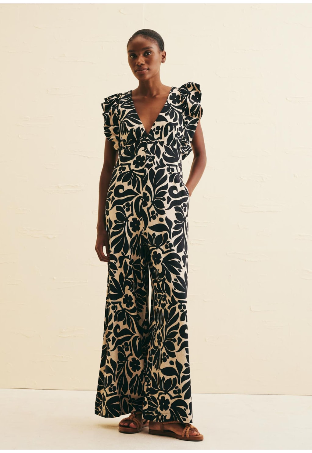 Macacão Babado Manga Estampado Cayo Coral