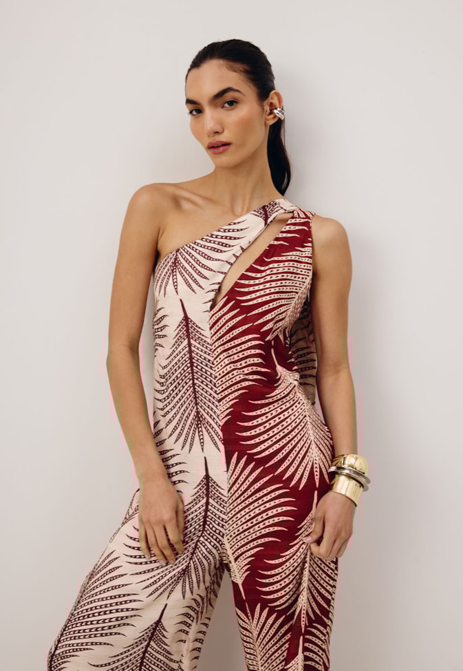 Macacão Bicolor Estampado Palmas