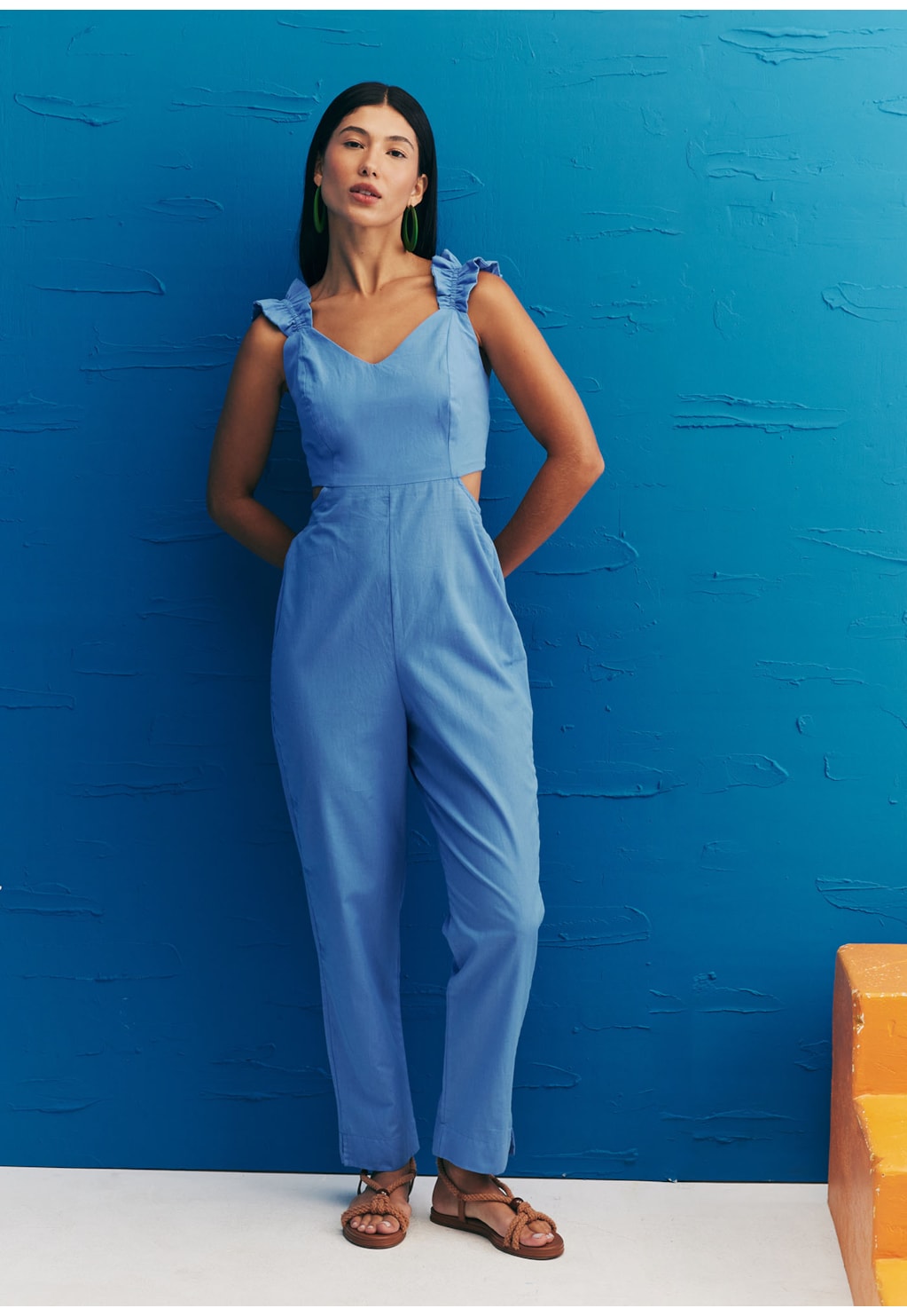 Macacão Cenoura Alça Babadinho