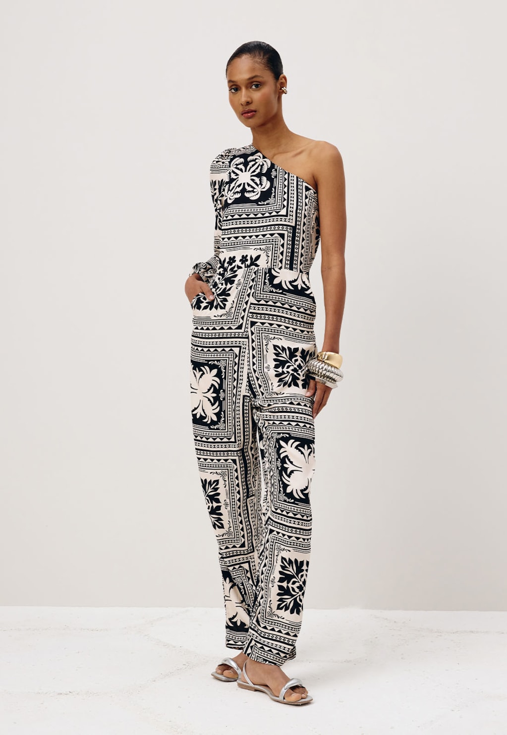 Macacão Cenoura Estampado Maia