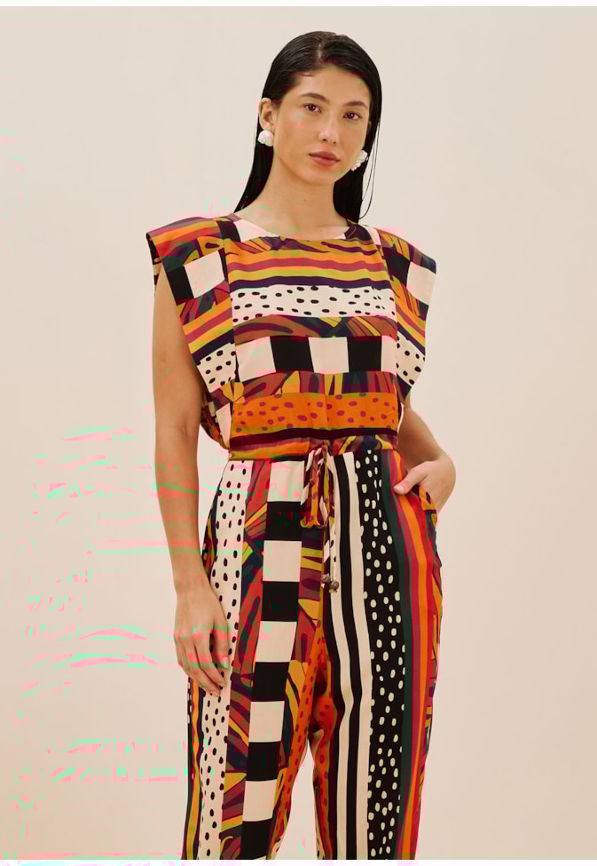 Macacão Cenoura Manga Tee Estampado Terra