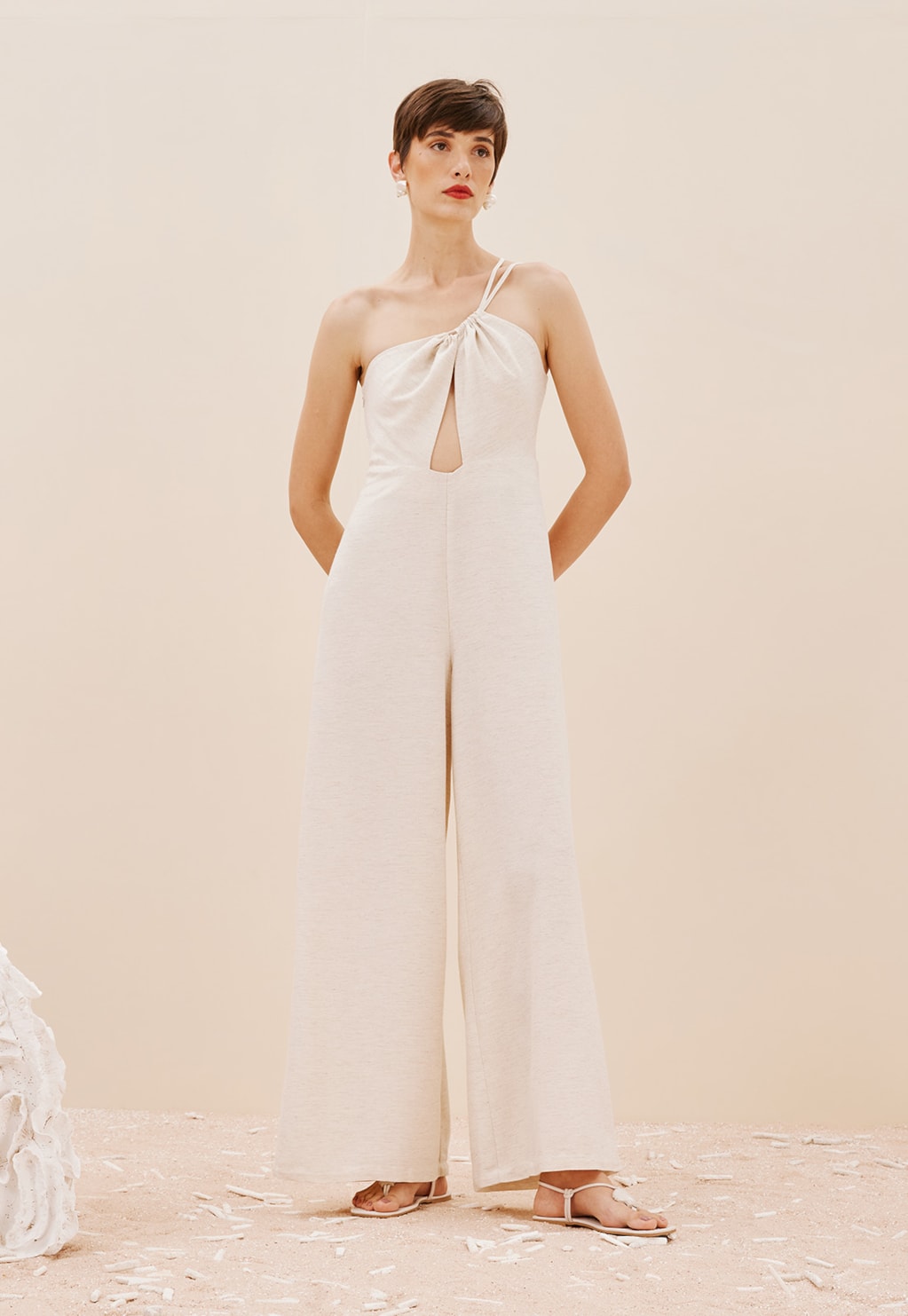 Macacão Decote Diferenciado