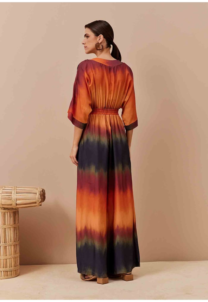 Macacão Decote Profundo Manga Kimono Estampado Purmamarca