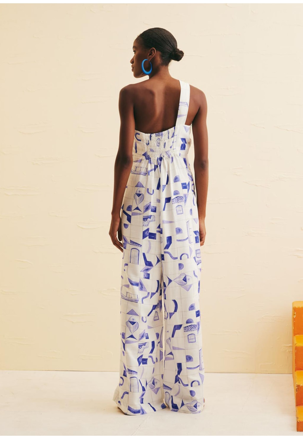 Macacão Decote Transpassado Estampado Paraty