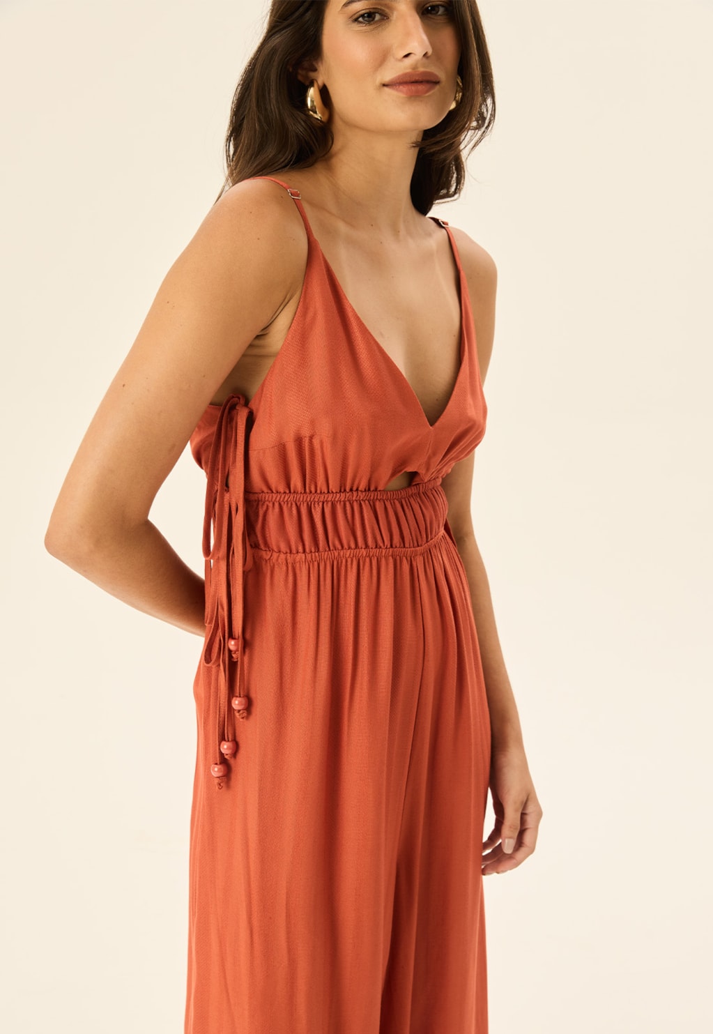 Macacão Decote V Túnel 