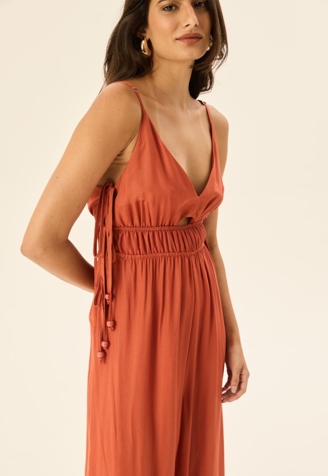 Macacão Decote V Túnel 