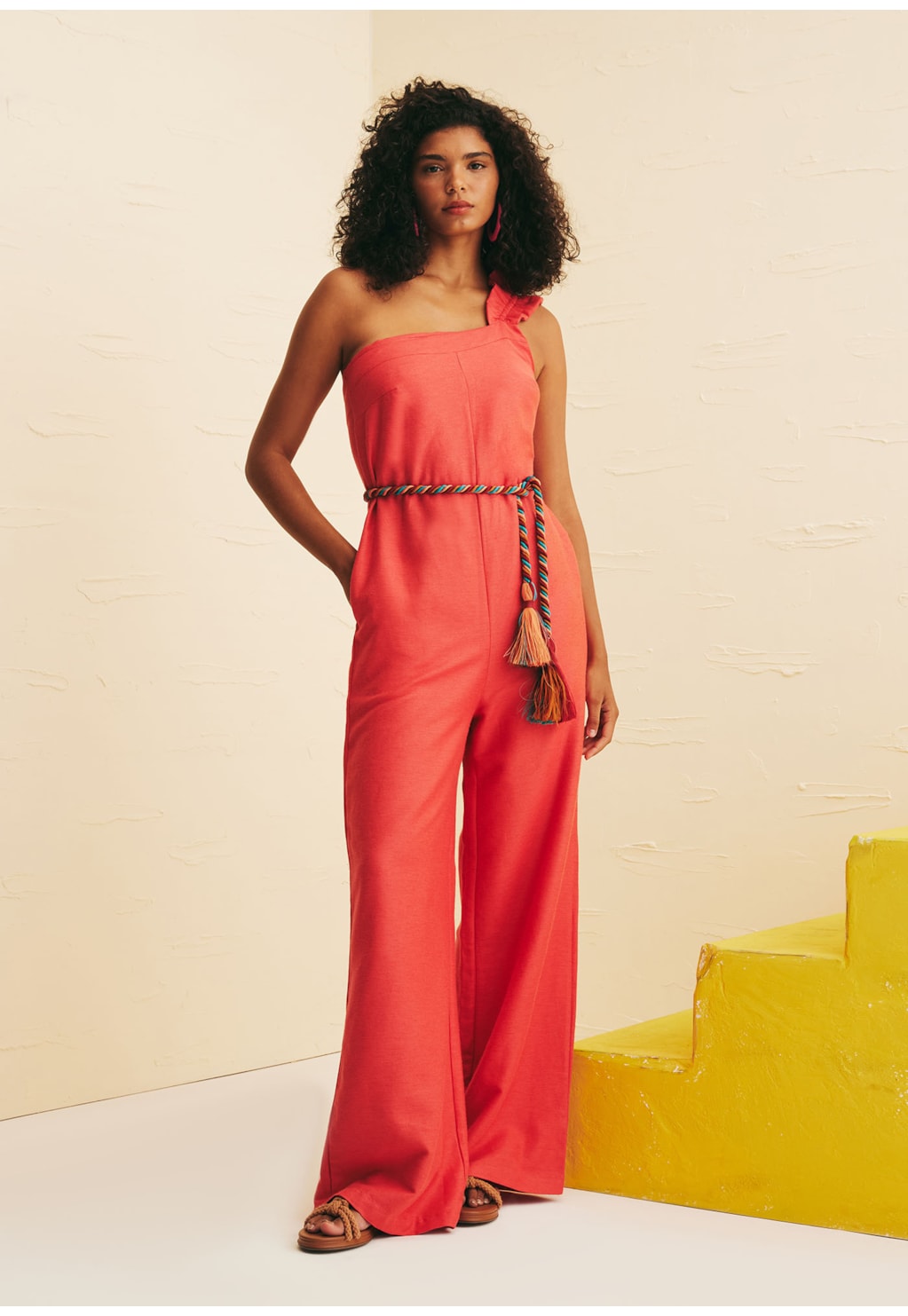 Macacão Detalhe Alça