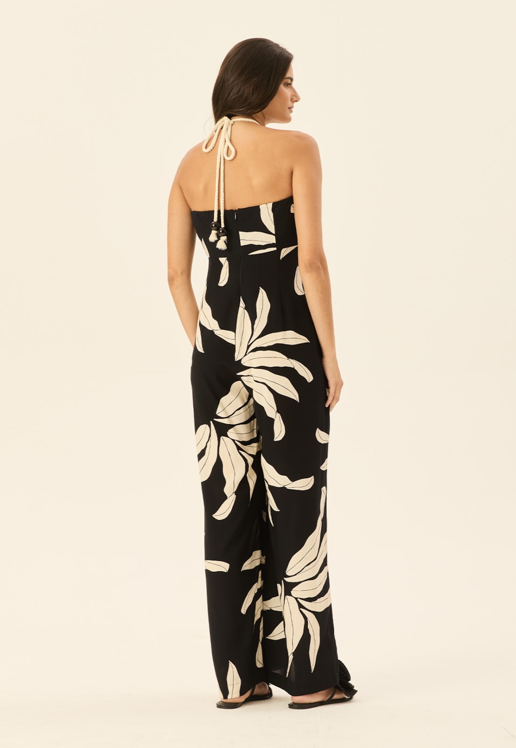 Macacão Detalhe Túnel Corda Estampado Floral