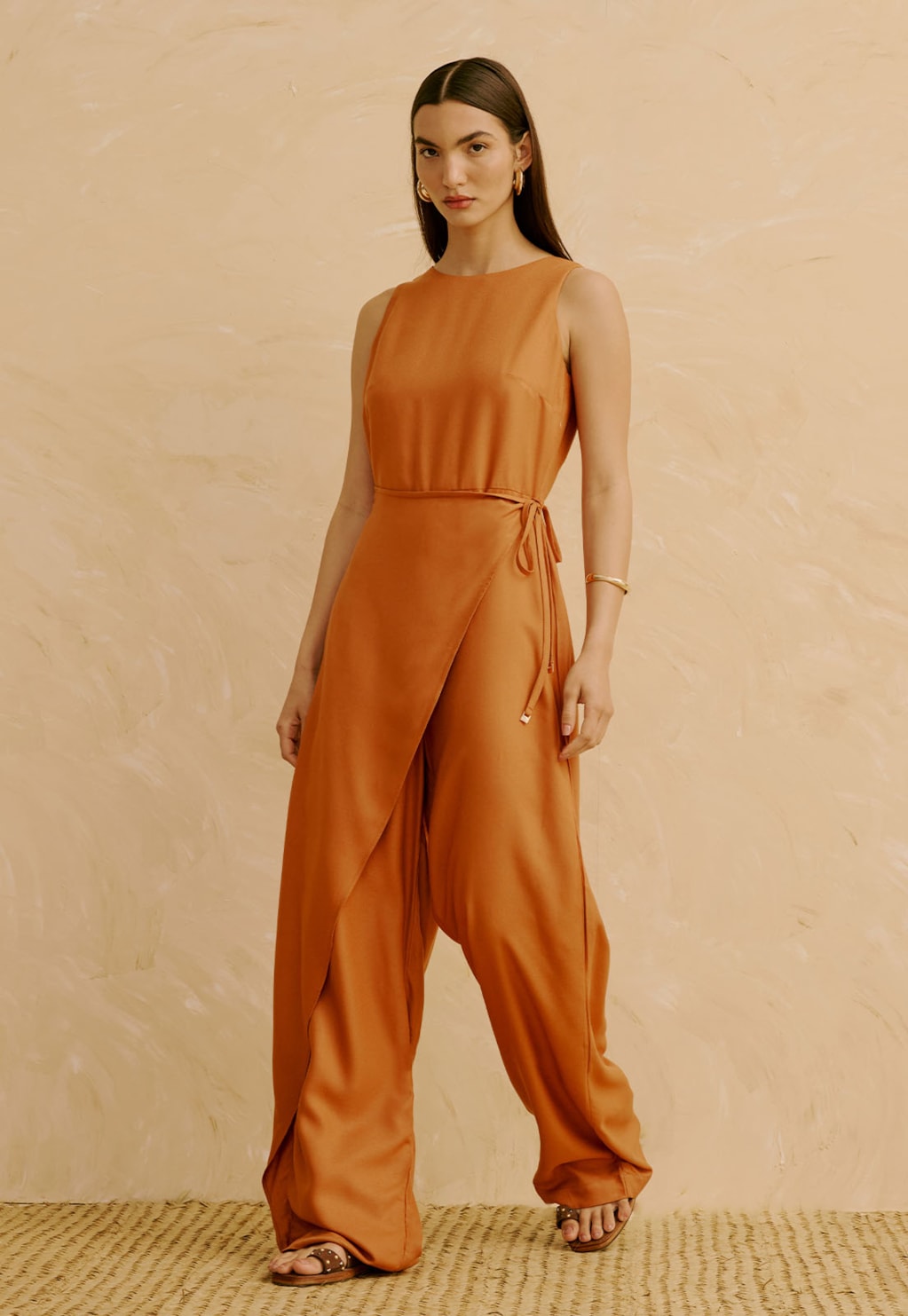 Macacão Liso com Transpasse na Calça