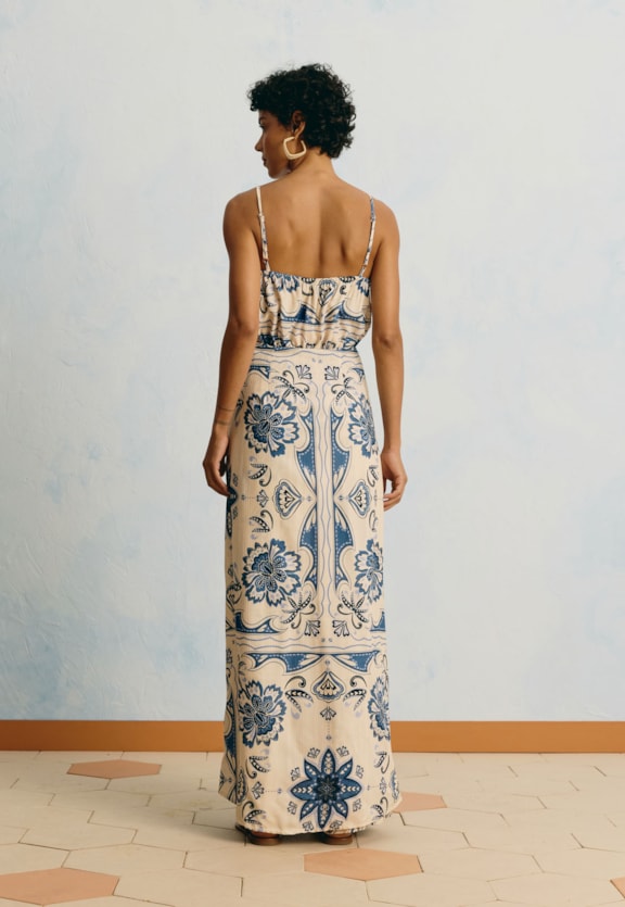 Macacão Pareô Estampado Jasmin Azul Vista Traseira