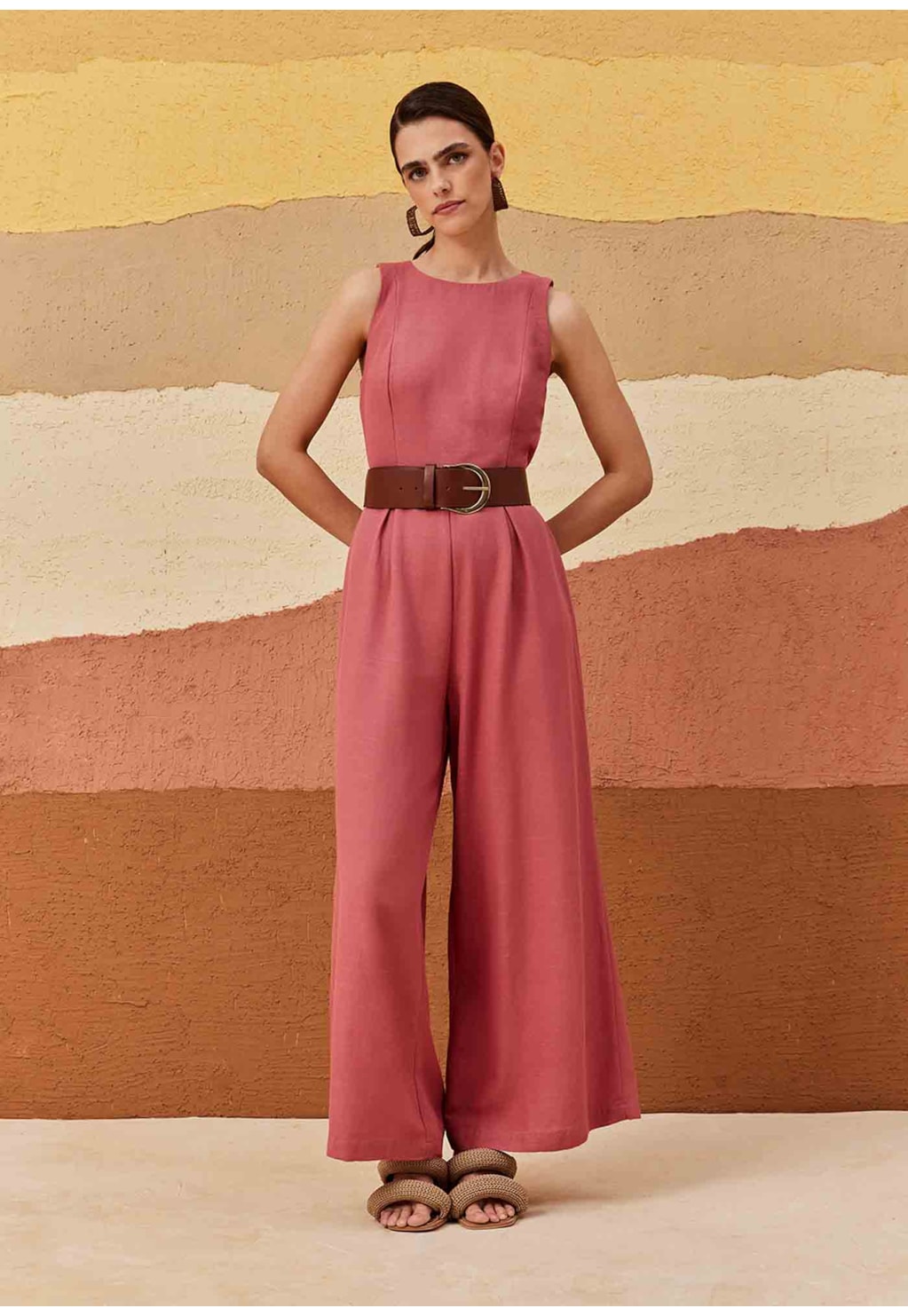 Macacão Recorte Busto