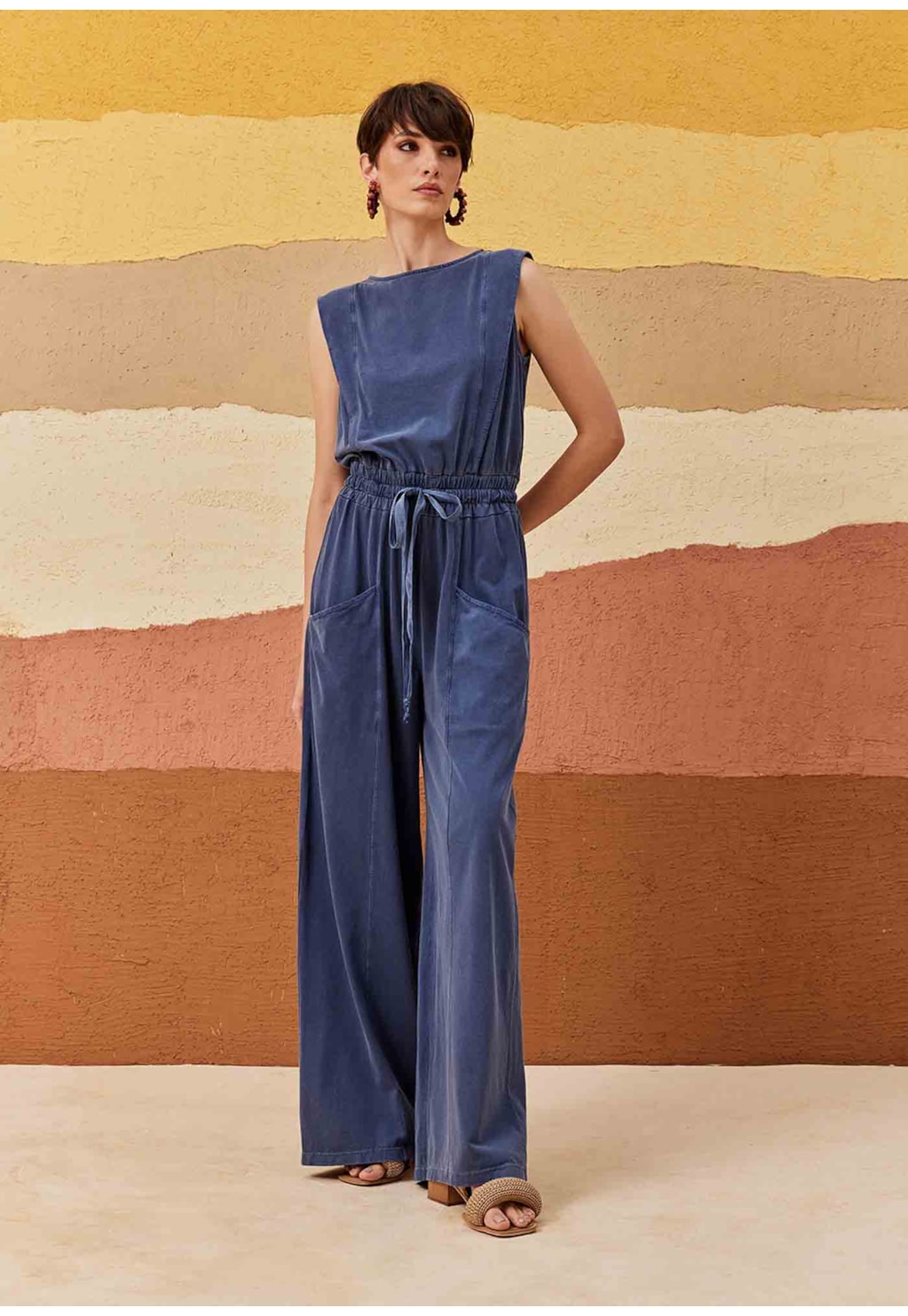 Macacão Regata Bolso Estonado