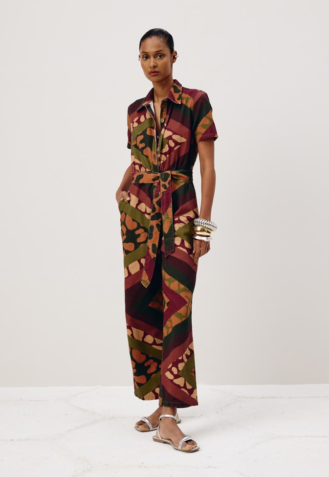 Macacão Sarja Faixa Estampado Leon