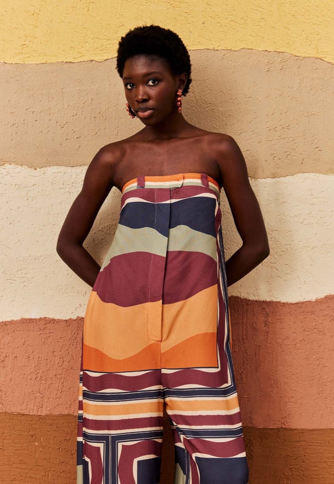 Macacão Tomara Que Caia Decote Cós Estampado Hornocal