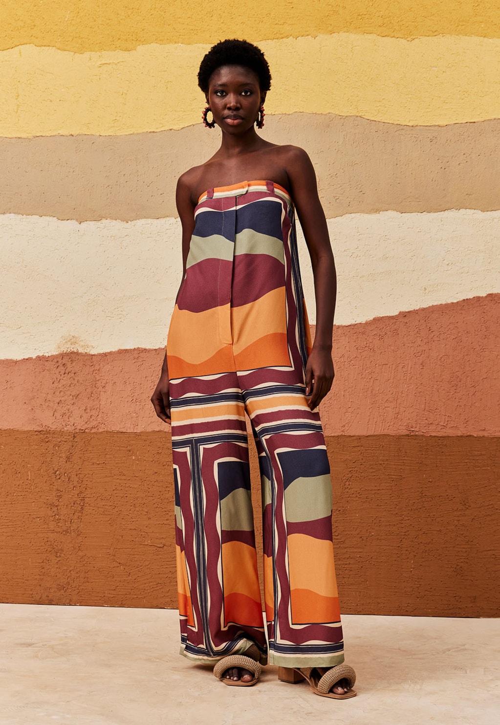 Macacão Tomara Que Caia Decote Cós Estampado Hornocal