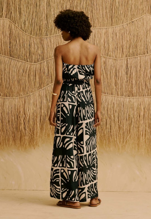 Macacão Tomara Que Caia Estampado Totora Vista Traseira