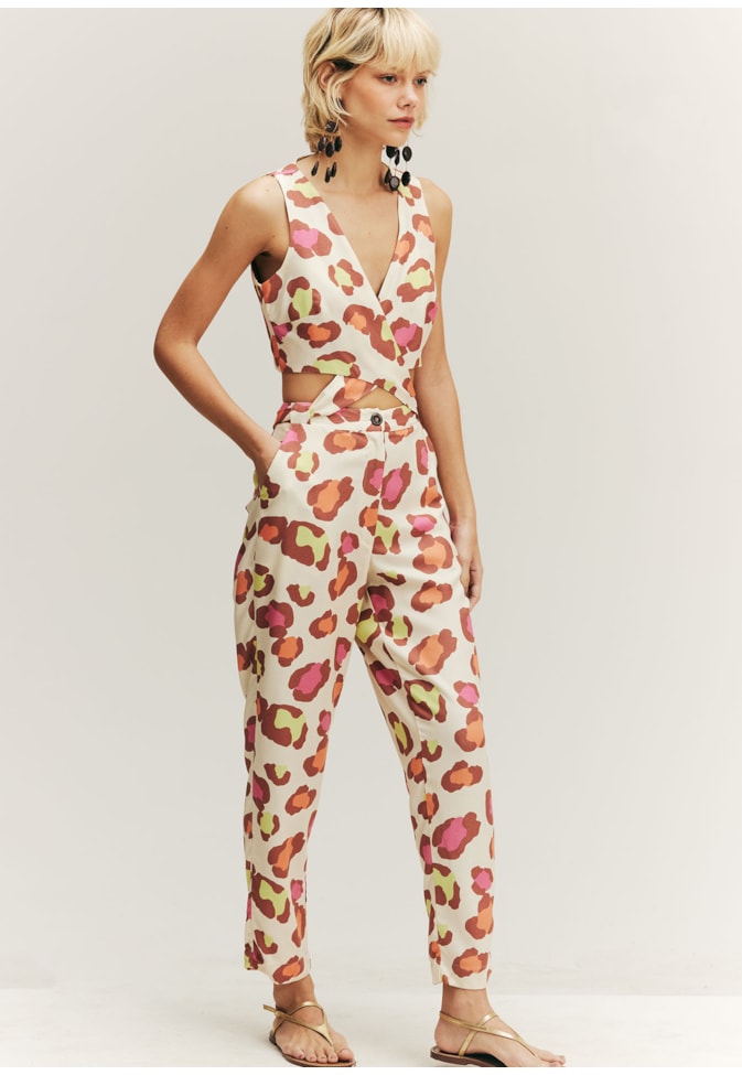 Macacão Transpasse Frente Estampado Marruá