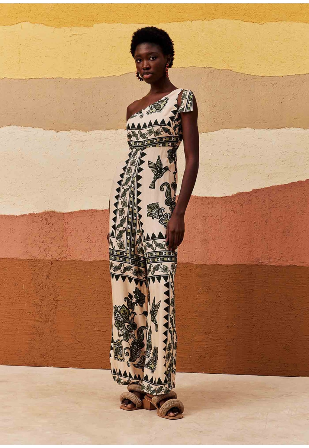 Macacão Um Ombro Só Estampado Bodegas