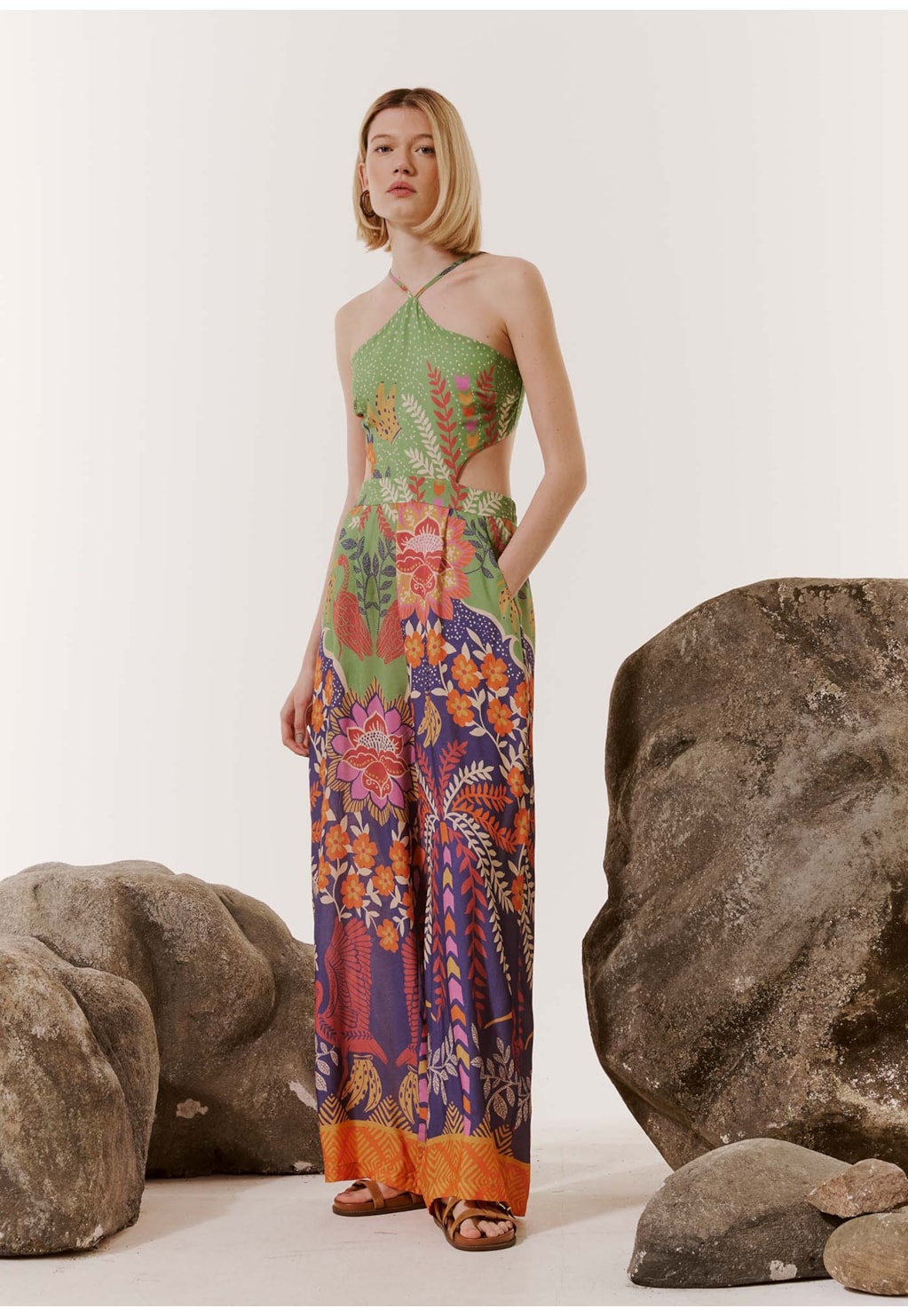 Macacão Vazado Alça Fina Estampado Copaíba