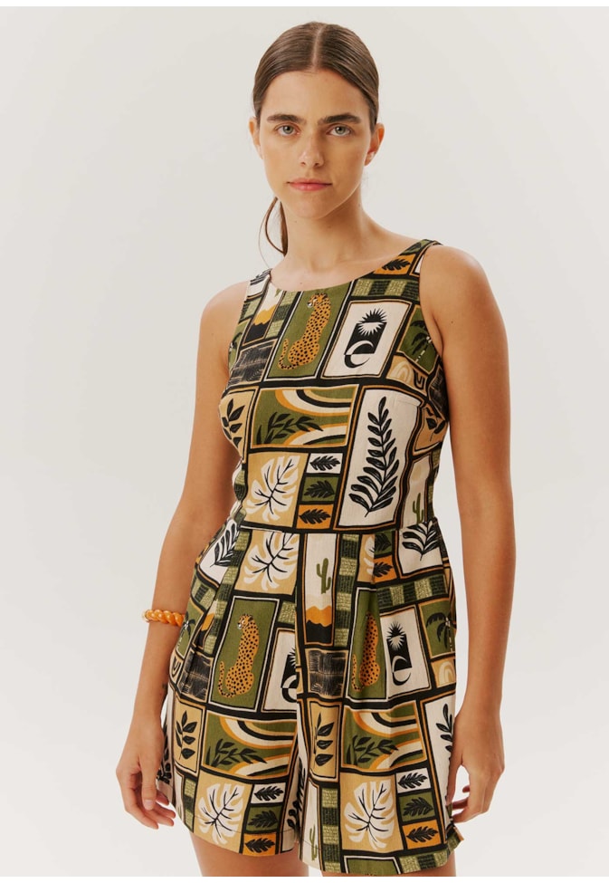 Macaquinho Cós Alto Estampado Tapeçaria Burle