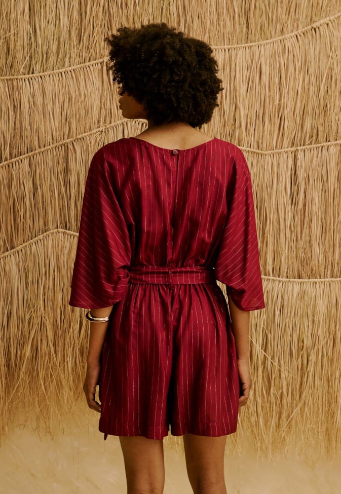 Macaquinho Liso com Faixa 