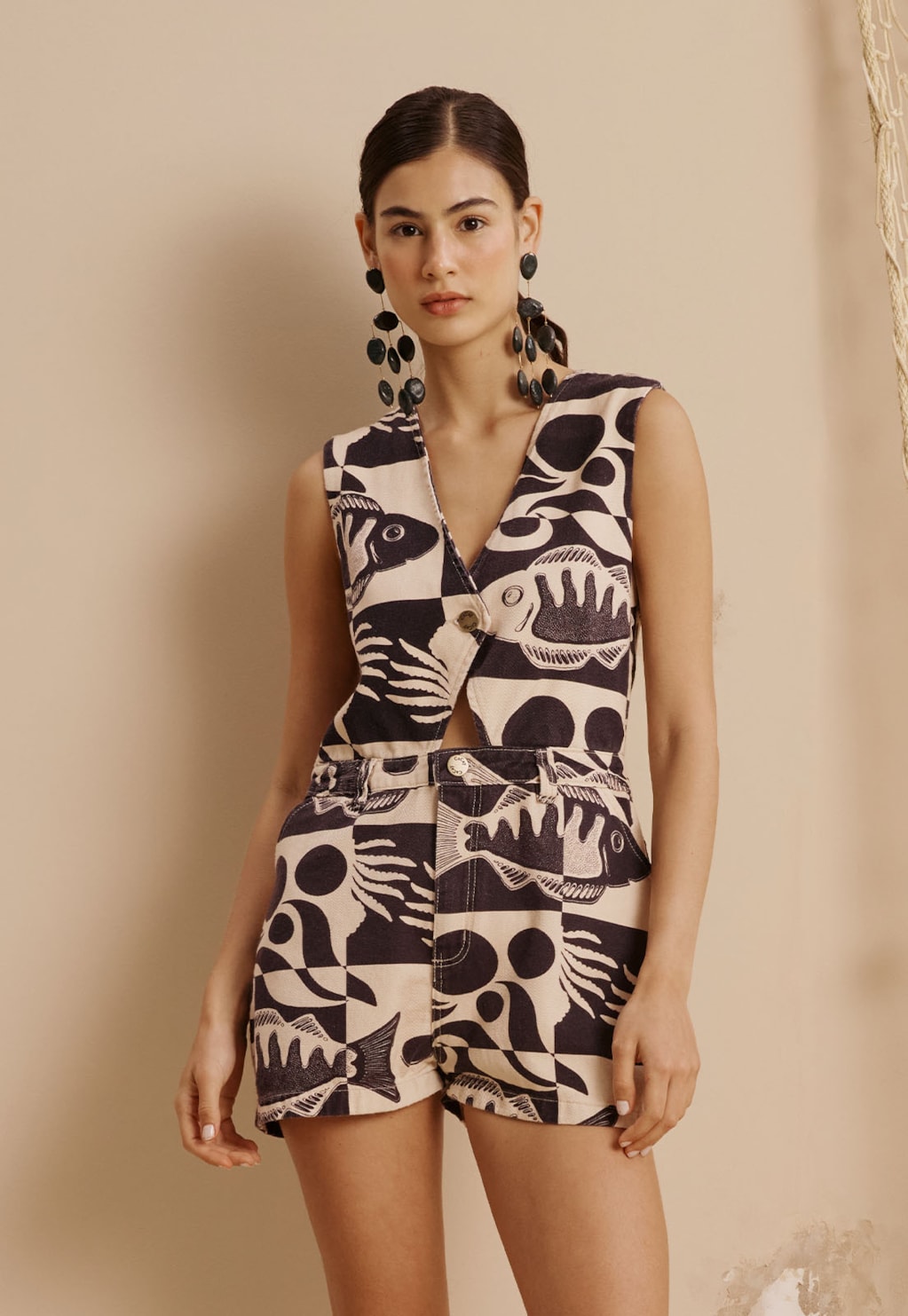 Macaquinho Sarja Estampada Tucunaré